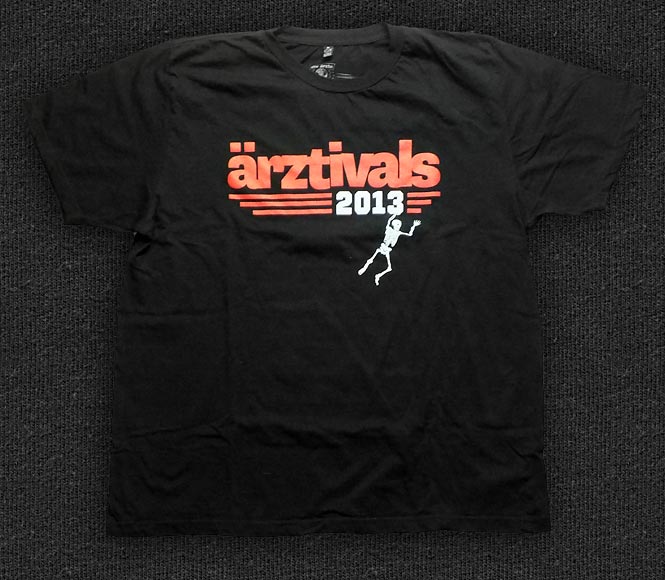 Rock 'n' Roll T-shirt - Die Ärzte - Ärztivals-2013, owned by Mike V.